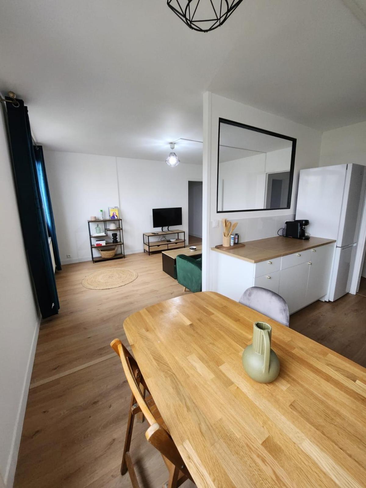 Appartement Le Montreuillois ! Parking Prive Et Metro A Proximite à Montreuil  Extérieur photo