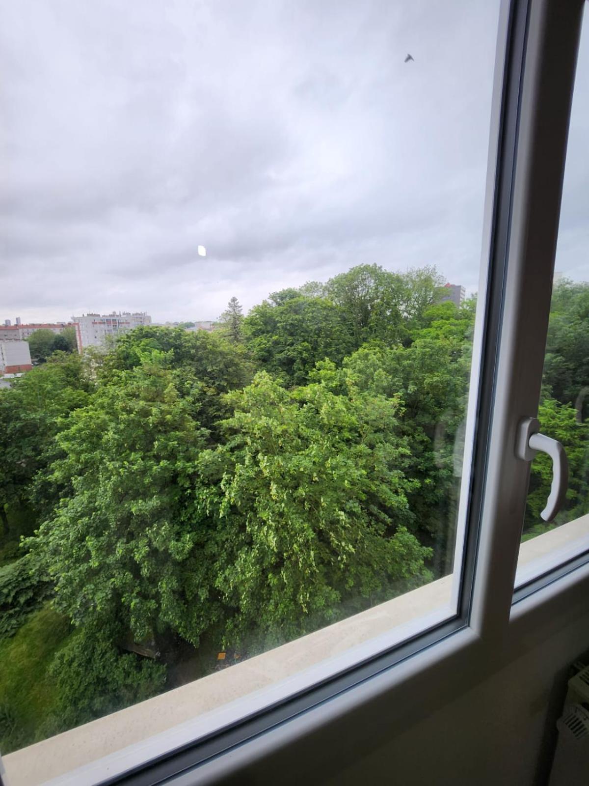 Appartement Le Montreuillois ! Parking Prive Et Metro A Proximite à Montreuil  Extérieur photo